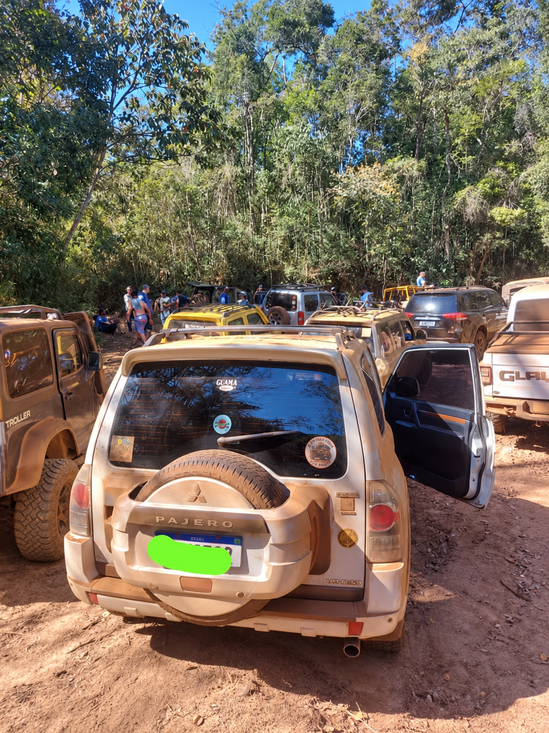 Veículos em encontro off-road